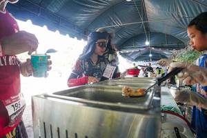 BIB: 
                            <button type="button" onclick="openModal(28159556)" class="btn btn-primary btn-sm float-right btn-popup" data-toggle="modal" data-target=".modal-high-quality">
                        <i class="fas fa-shopping-cart"></i> Add to Cart
                    </button>
                                            <button type="button" onclick="isThisMe(28159556, true)" class="btn btn-success btn-sm float-right btn-popup btn-isme hidden" data-toggle="tooltip" data-placement="bottom" title="นี่คือรูปของคุณใช่ไหม คลิกที่นี่เพื่อเอาเข้าอัลบั้ม">
                        <i class="fas fa-plus"></i> Add to album
                    </button>
                    <button type="button" onclick="isThisMe(28159556, false)" class="btn btn-warning btn-sm float-right btn-popup btn-isnotme hidden">
                        <i class="fas fa-ban"></i> Remove from album
                    </button>